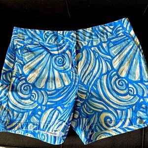 Vineyard Vines shorts